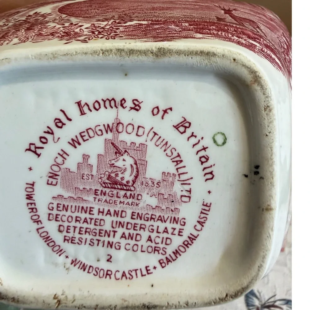 Enoch Wedgwood Royal Homes of Britain Coffee Pot Red Transferware BalmoralCastle